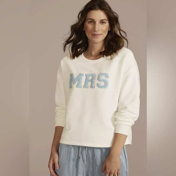 White 'MRS' Patch Sweatshirt- NWT - Picture 1 of 9